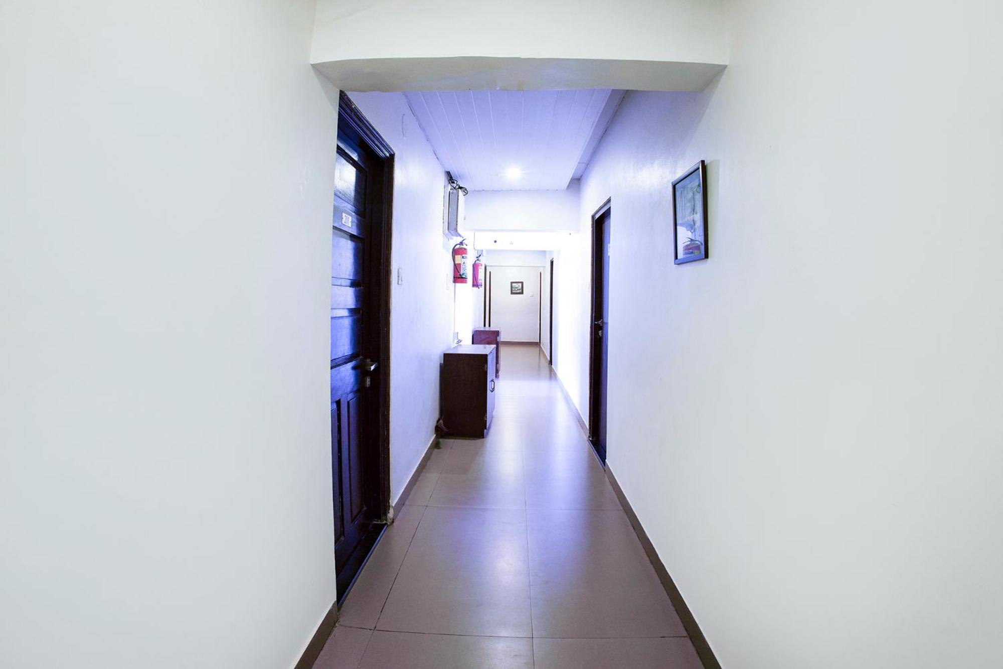 Fabhotel Comfort Stays - Nr Miramar Beach Панаджи Екстериор снимка